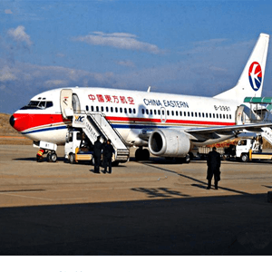 文山砚山空运公司航空快运业稳步发展的原因是什么？